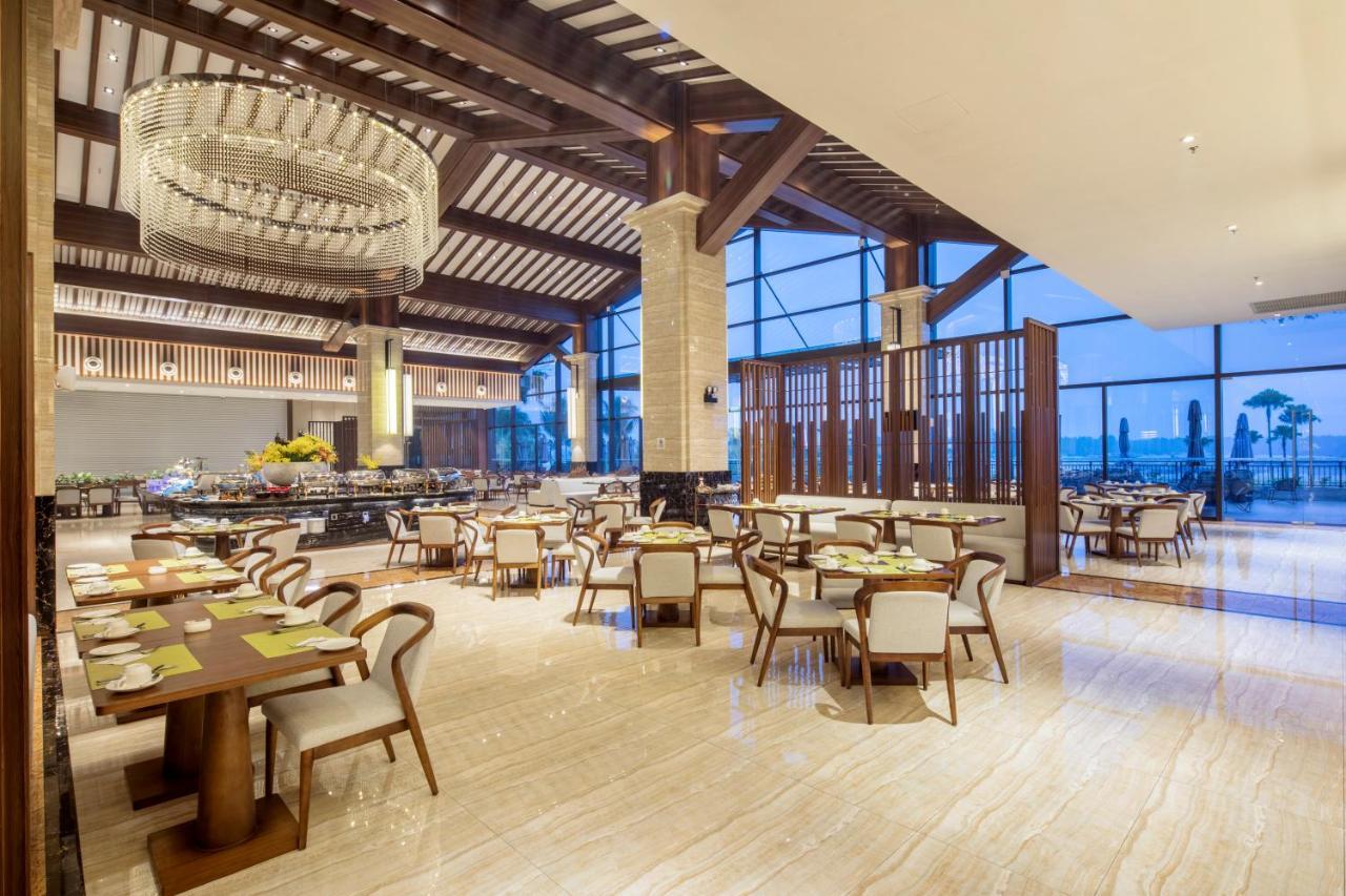 Forest City Golf Hotel Nusajaya  Buitenkant foto