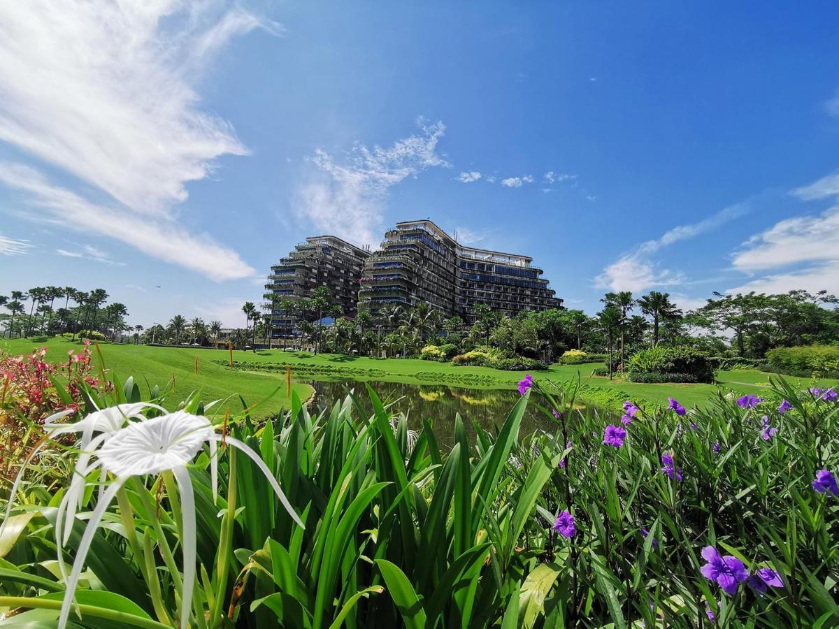 Forest City Golf Hotel Nusajaya  Buitenkant foto