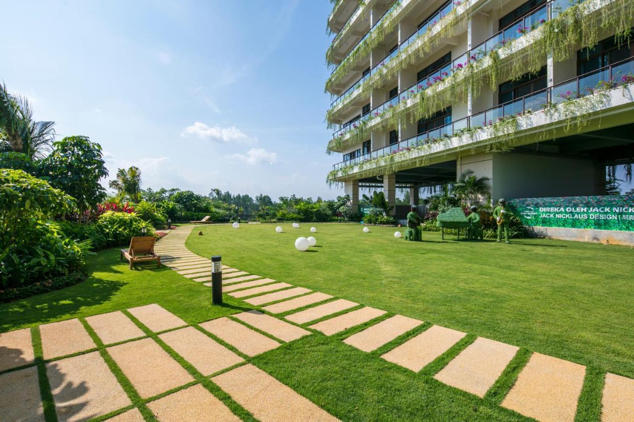 Forest City Golf Hotel Nusajaya  Buitenkant foto