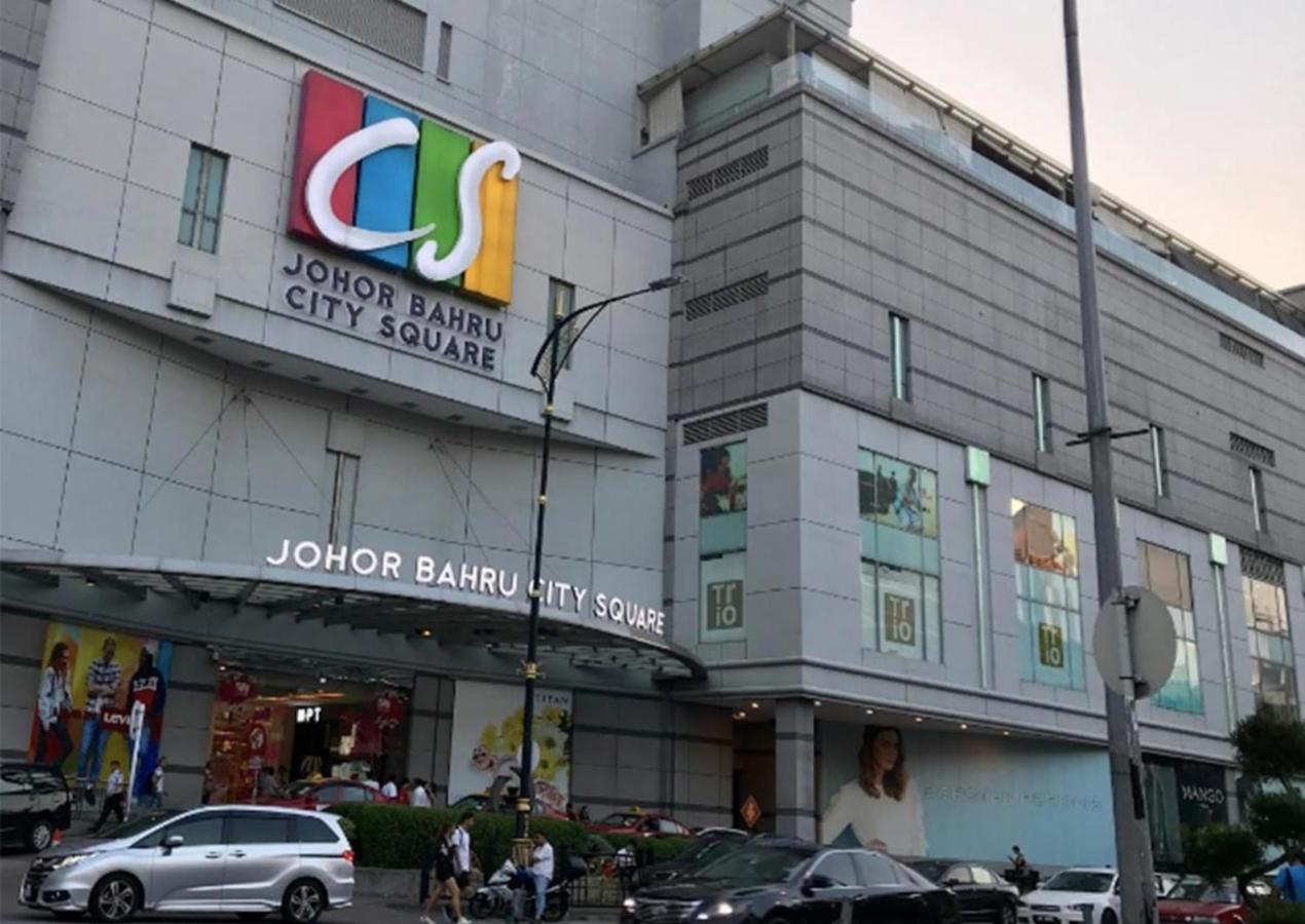 Forest City Golf Hotel Nusajaya  Buitenkant foto