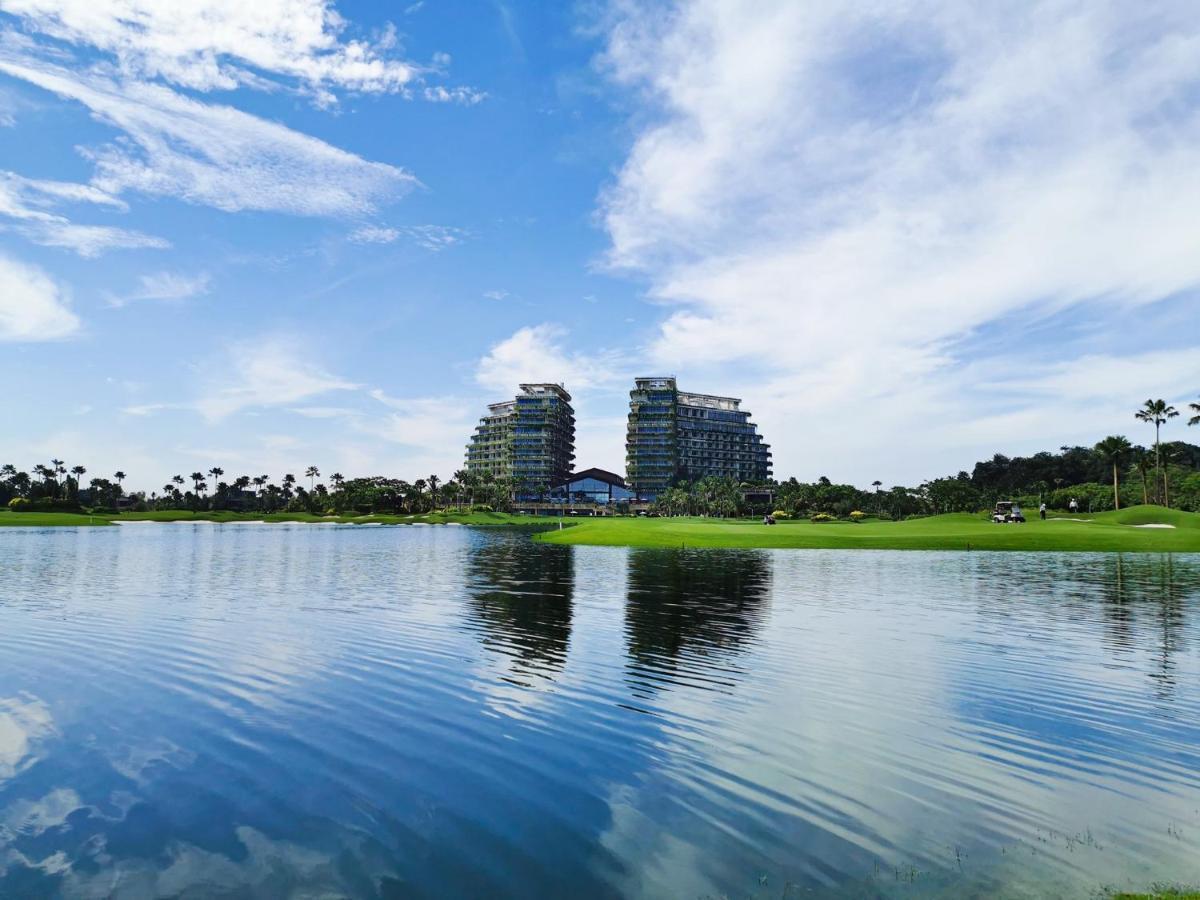 Forest City Golf Hotel Nusajaya  Buitenkant foto