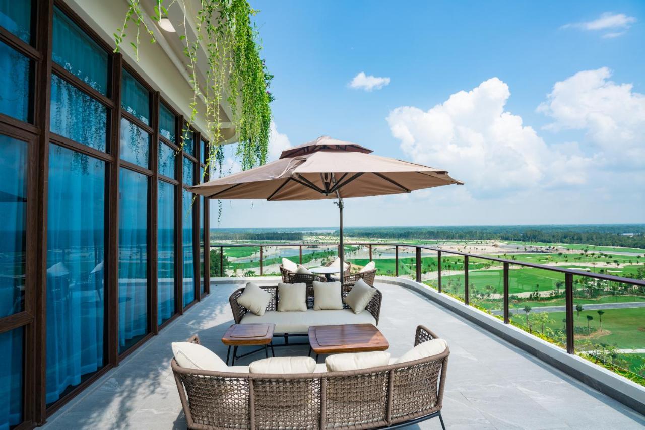 Forest City Golf Hotel Nusajaya  Buitenkant foto