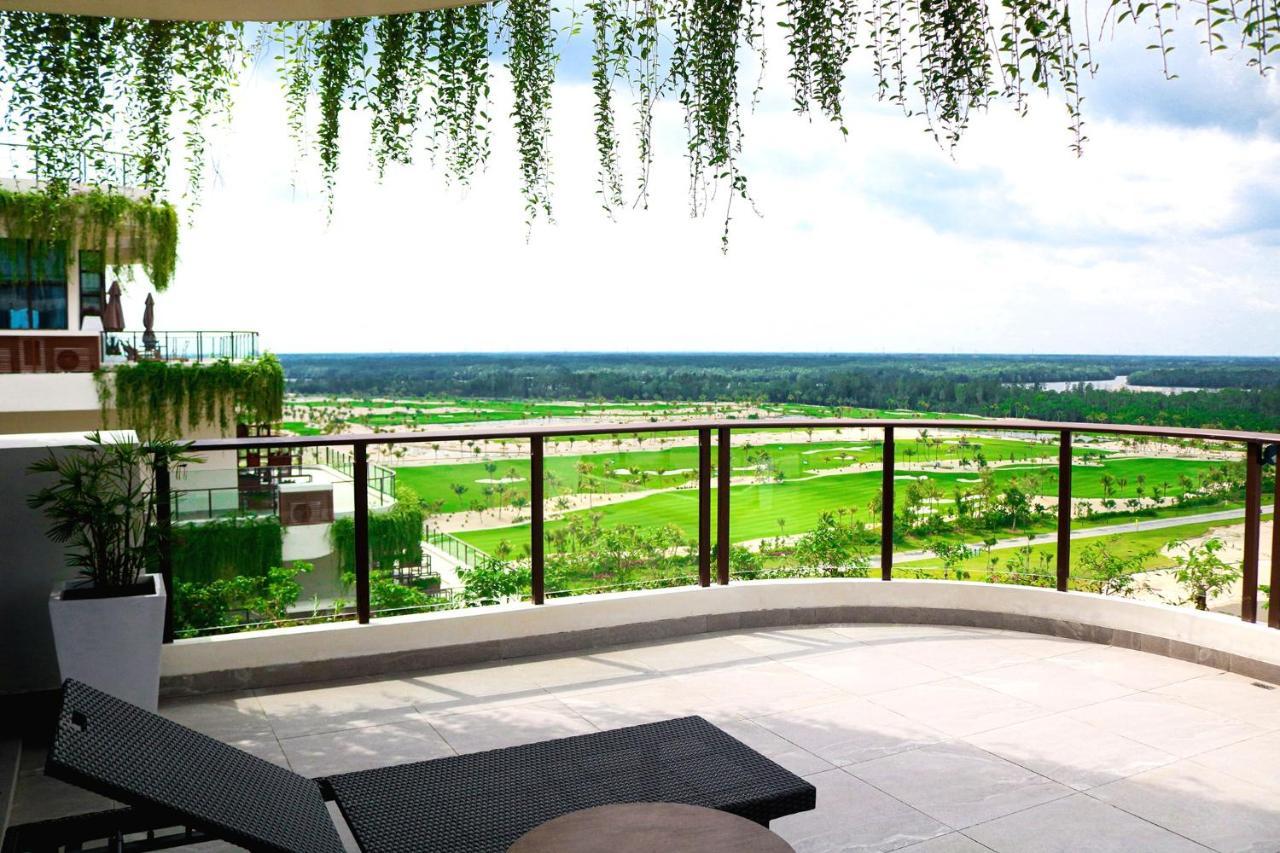 Forest City Golf Hotel Nusajaya  Buitenkant foto