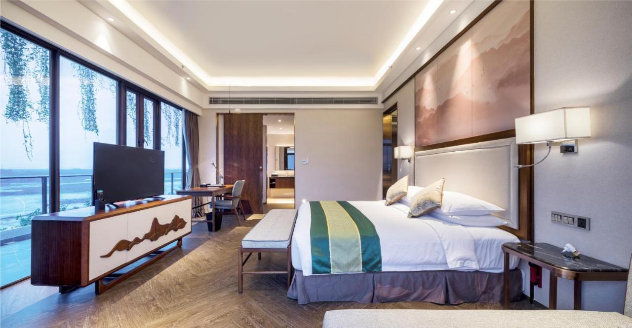 Forest City Golf Hotel Nusajaya  Buitenkant foto