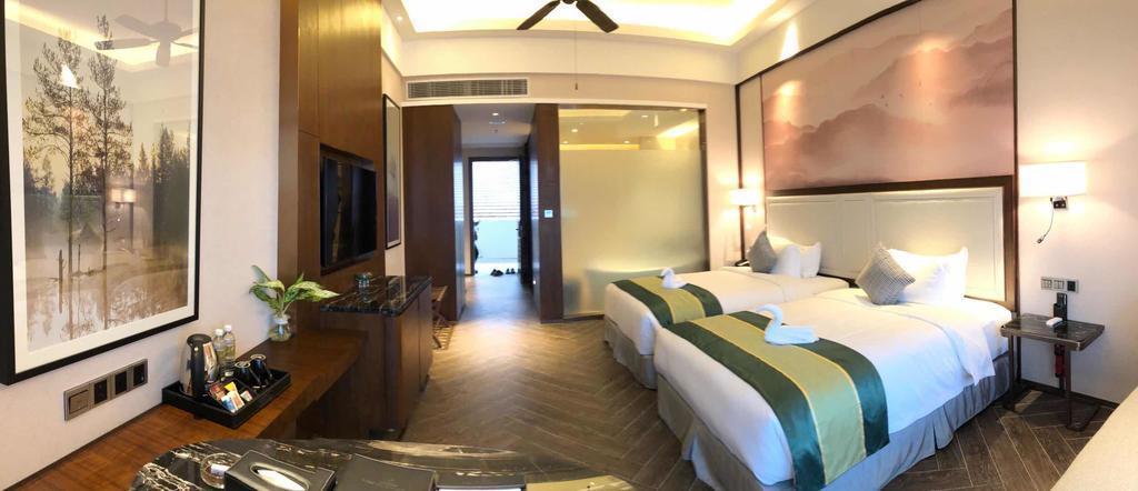 Forest City Golf Hotel Nusajaya  Buitenkant foto